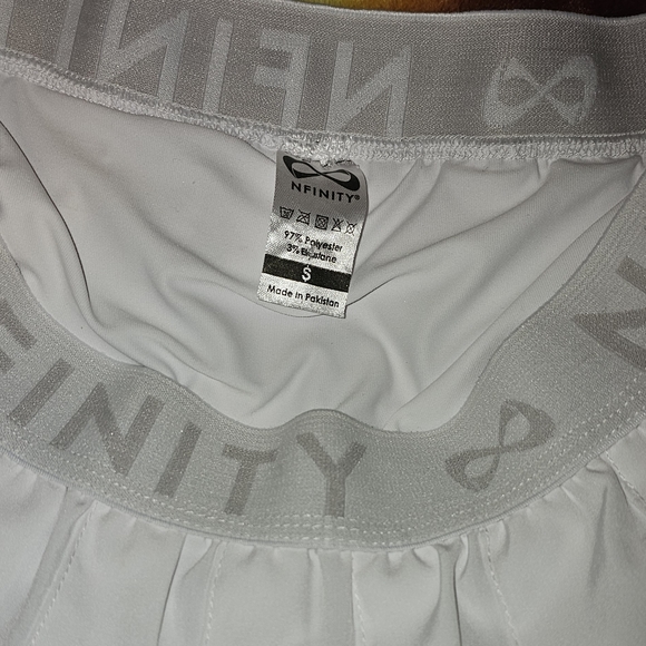 Nfinity Athletic skirt - Picture 2 of 5